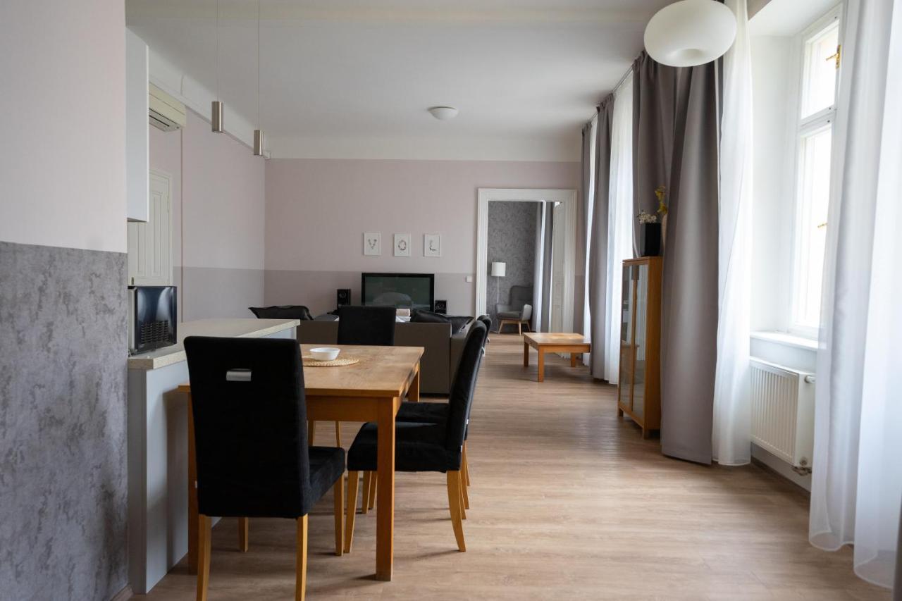 Hotel apartamentowy St Havel Old Town